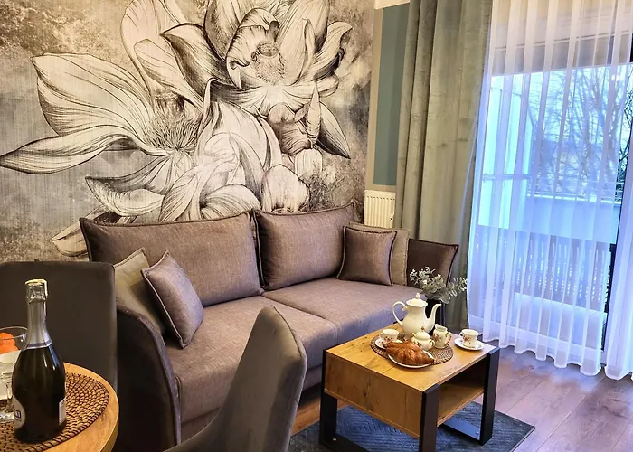 Miodowy Dom Exspanse 2 Lub 3 Z Tarasem I Parkingiem