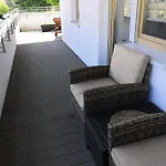 Apartment Miodowy Dom Exspanse 2 Lub 3 Z Tarasem I Parkingiem Kolberg