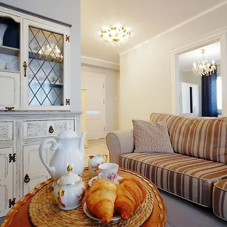 Miodowy Dom Exspanse 2 Lub 3 Z Tarasem I Parkingiem Apartamento Kołobrzeg