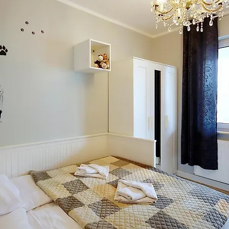 Apartman Miodowy Dom Exspanse 2 Lub 3 Z Tarasem I Parkingiem Kołobrzeg