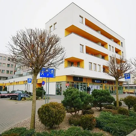 Miodowy Dom Exspanse 2 Lub 3 Z Tarasem I Parkingiem Kołobrzeg