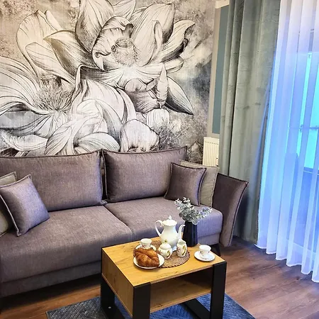 Miodowy Dom Exspanse 2 Lub 3 Z Tarasem I Parkingiem Apartamento