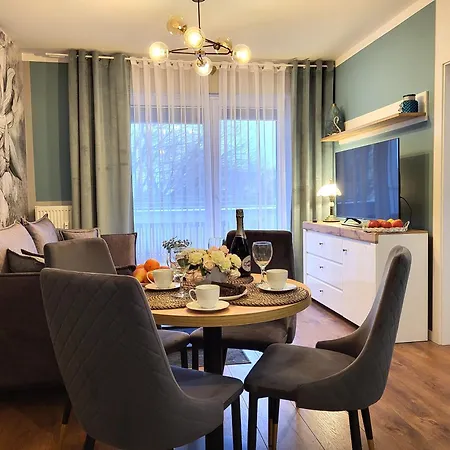Apartman Miodowy Dom Exspanse 2 Lub 3 Z Tarasem I Parkingiem *