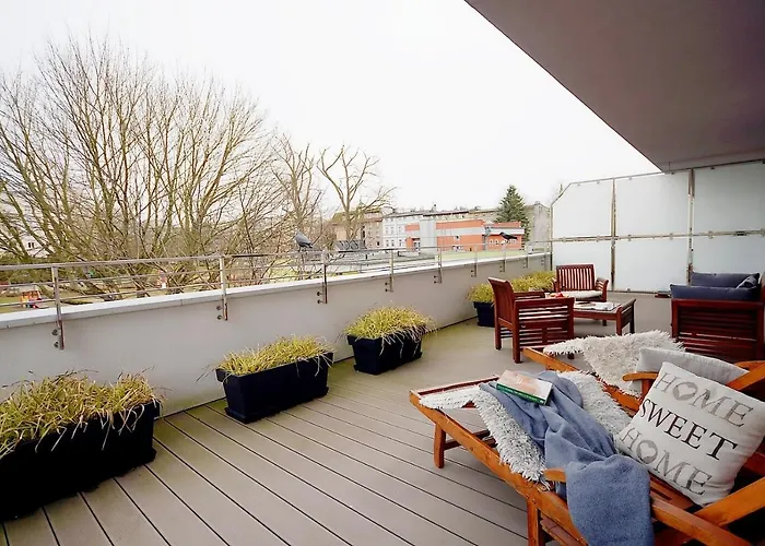 Miodowy Dom Exspanse 2 Lub 3 Z Tarasem I Parkingiem