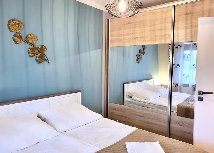 Miodowy Dom Exspanse 2 Lub 3 Z Tarasem I Parkingiem *